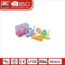 Plastic egg server with cover